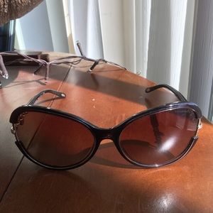 Tiffany & Co. women’s sunglasses